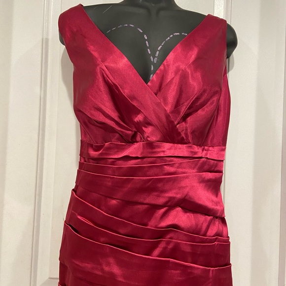 JS Collections rich satin pink draped cocktail prom party dress - Picture 3 of 13